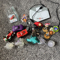 Disney Infinity Lote — 14 Figuras, Vehículos, Base & Disco de Poder