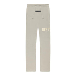 Kids Fear of God Essentials Relaxed Sweatpant Smoke