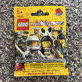 LEGO Minifigures Series 1 8683 Überraschungstüte — Versiegelt
